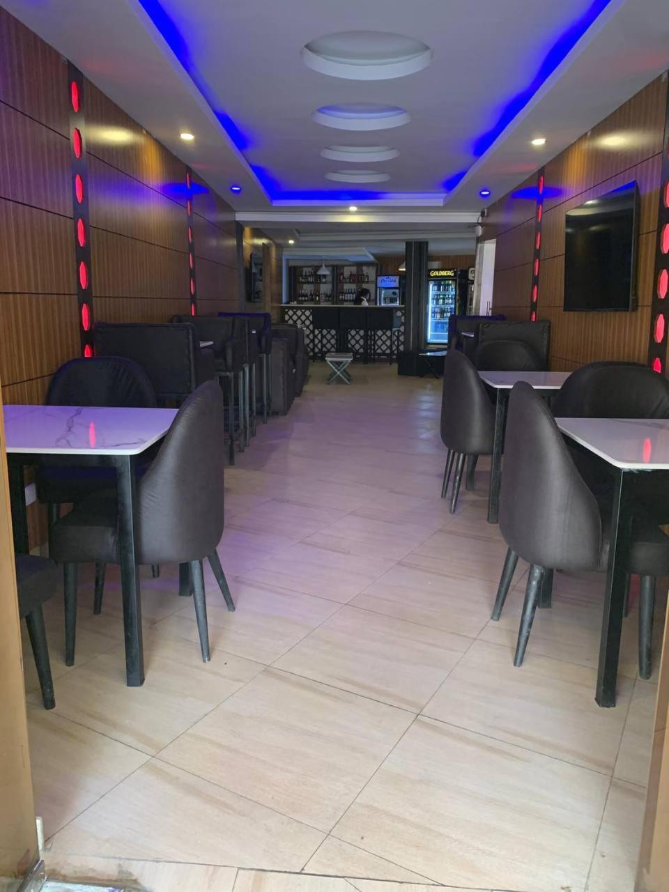 Presken Hotels Alade Avenue Ikeja Exterior foto